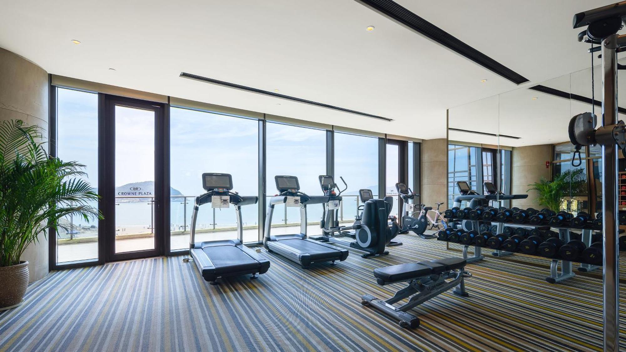Crowne Plaza Ningbo Xiangshan Sea View By Ihg Exterior photo